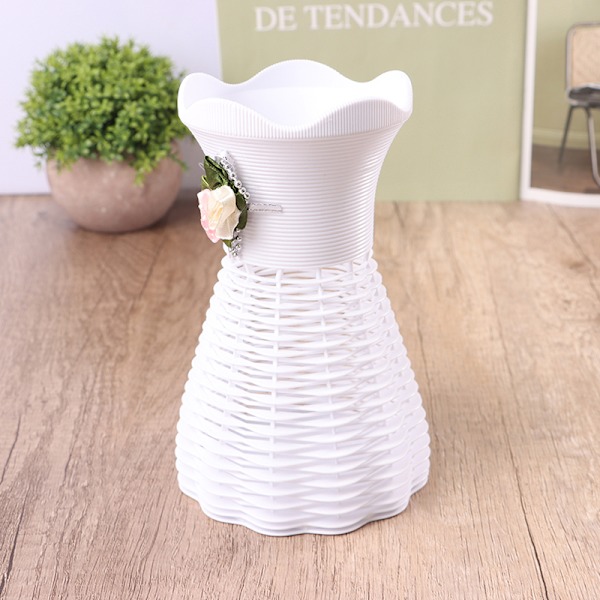 Modern Blomvas Vit Rosa Blå Plast Vas Blomkruka Bask 8.5*10*16cm