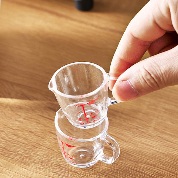 15ml Skala Mätkopp Liten Plast Kvantitativ kopp Matlagning