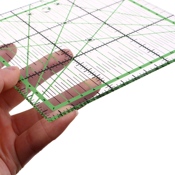 Gör-det-själv handverktyg lapptäckslinjal fyrkantig form skräddarsydd måttstock Clo Green