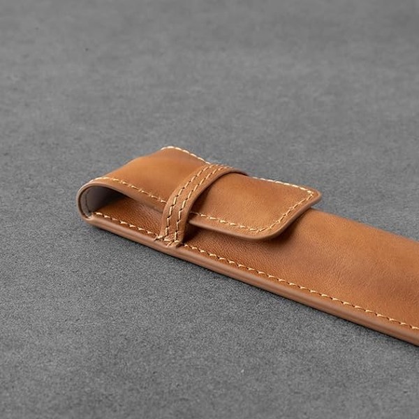 Pencil Sleeve Kompatibel med Apple Pencil (USB-C, 1. og 2. generation) – Ægte læder Apple Pencil etui med mikrofiberforing tan
