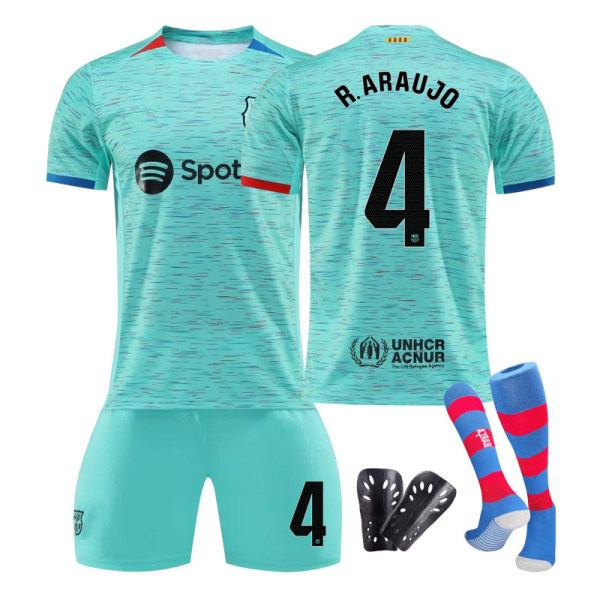 23/24 FC Barcelona To Away Børns Fodboldtrøjesæt med Strømper og Beskyttende Udstyr 4 R.ARAUJO 2XL