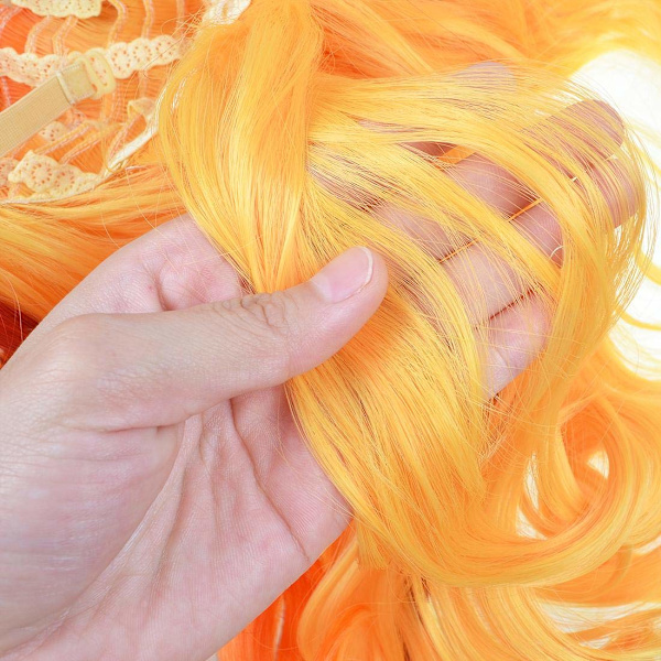 Kvinners oransje gule parykker, lang krøllete bølget parykk for jenter 29,5 tommer fargerike parykker jul cosplay kostymefest fluffy sjarmerende parykk