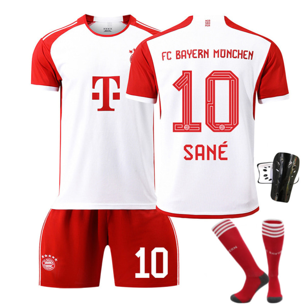 23/24 Bayern Stadium Home Fotbollströjset för barn med strumpor och skydd 10 SANE 2XL