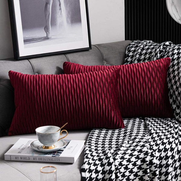 Vinröda Kuddfodral: 2-pack 12x20 tum Originella Randiga Sammetskuddfodral för Soffa i lantlig stil