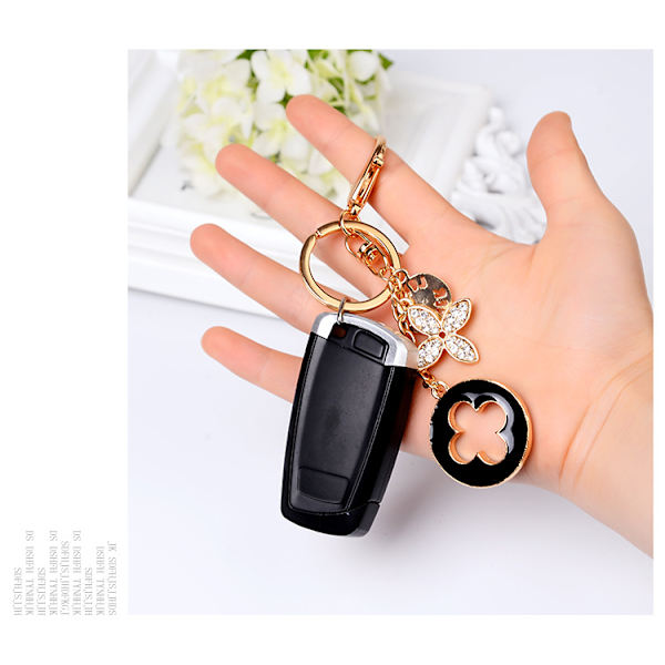 Mote Ny Kreativ Clover Nøkkelring Metall Diamant Bil Anheng Jenter Veske Ornament, Lys Lilla