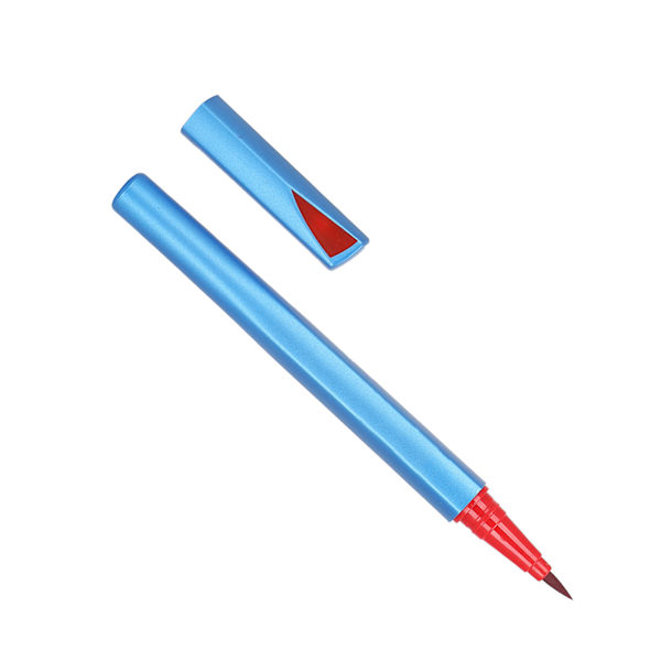 YAQINUO Flytande Eyeliner Penna Smidig Långvarig Vattentät Ögonsminkverktyg 0.3ml#03