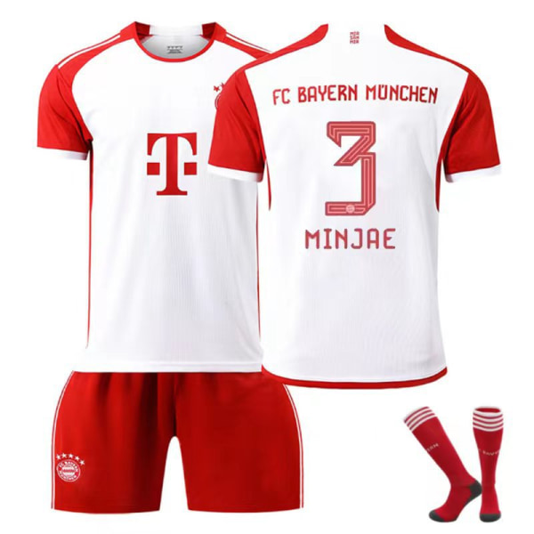 23/24 Bayern München Kotipelipaitasetti Lapsille Sukkien kanssa 3 MINJAE Children's size26