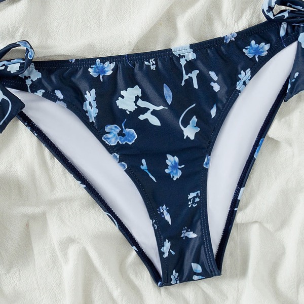 Sexet High Cut String Blomster Bikini Sæt Søde Bøjlebadedragter til Kvinder Push Up 2-delt Badedragter，M