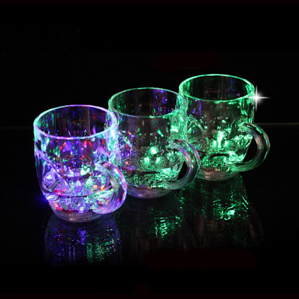 Handtag Ölmugg Flash Mugg, LED Flash Mugg Ljusstark Mugg, LED Vatteninduktionsmugg