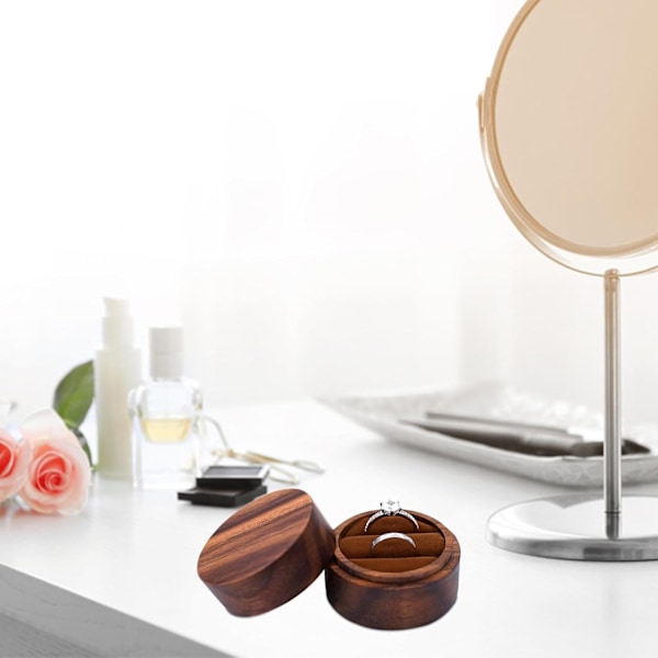 Træ Ringæske, Rund Bryllupsringholder, Retro Sort Valnød Smykkeopbevaringsæske, Elegant Magnetisk Lukning Organizer two