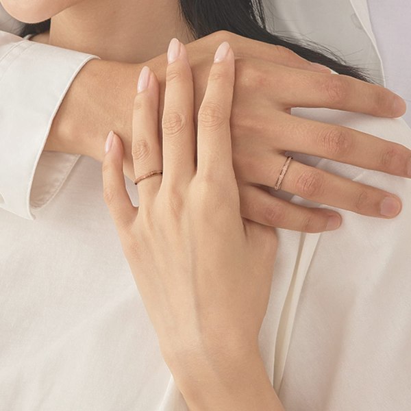 Ringe til kvinder Frosted rustfrit stål Kvinders statement ringe 2mm ----Rose Gold （ Størrelse  6 ）