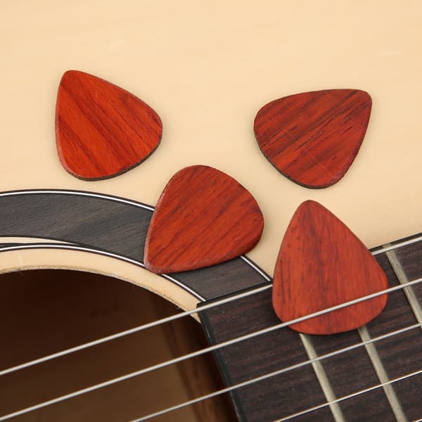 Gitarrplektrum Box Set Mahogny Gitarr Form Fall Delikat Musikinstrument Tillbehör