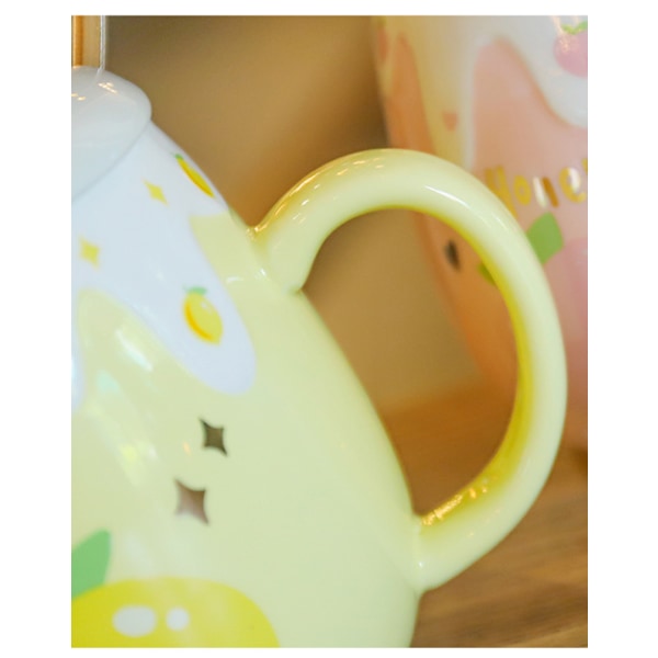 Hög skönhetsmugg med lock sked mugg kvinnlig student koreansk version härlig ins kaffemugg hushåll keramisk frukostmugg (citronmugg)