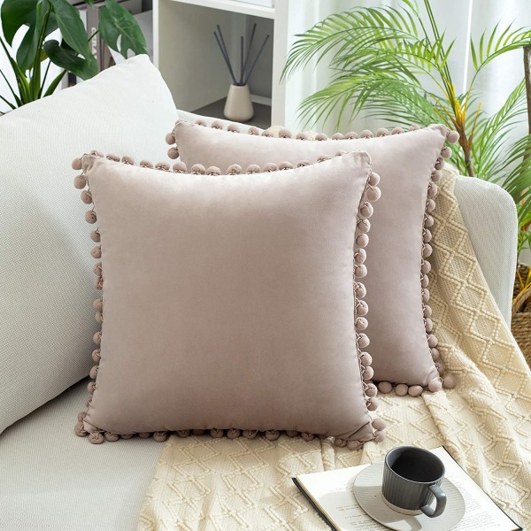Paket med 2 dekorativa kuddfodral, mjuka partiklar, solida kuddfodral i sammet med pom-poms för bil i soffa sovrum (20 x 20 tum, rosa mix grå)
