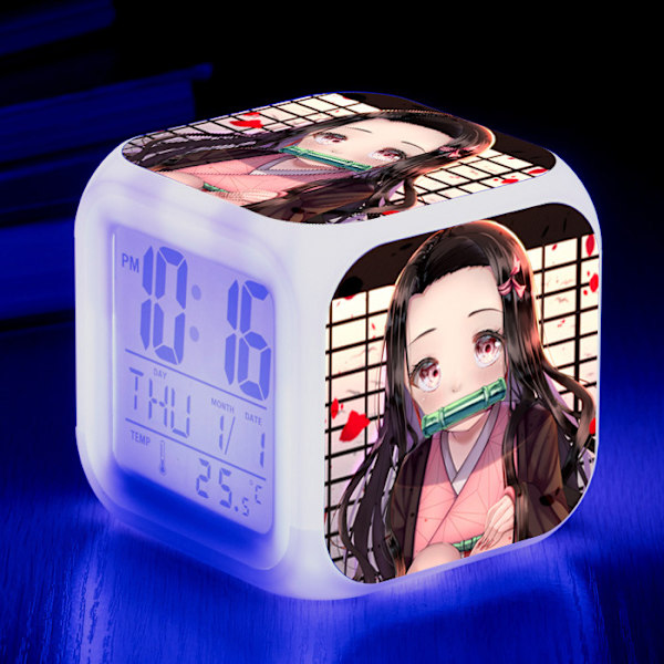 Anime Demon Slayer Färgglad Väckarklocka LED Kvadratisk Klocka Digital Väckarklocka med Tid, Temperatur, Alarm, Datum