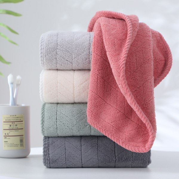 Ultramjuk handduksset - Snabbtorkande 4 tvättlappar i mikrofiberkorallfleece, mycket absorberande handduk för bad, fitness, badrum, grön