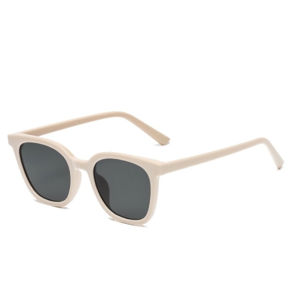 Fashion Sunglasses ，Stylish Sunglasses for Men and Women Retro Classic