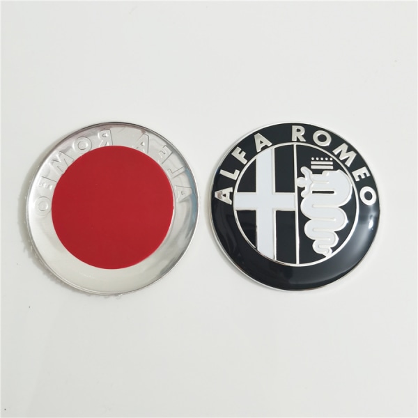 Lämplig för Alfa Romeo främre och bakre logotyp huvudkåpa cover ALFA Romeo-Alfa 74mm svart och vitt (fyra förpackningar)
