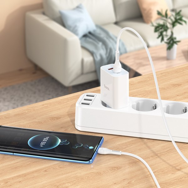 hoco. C97A Europeisk standard PD20W+QC3.0 lader for iPhone13 mobiltelefon hurtiglading hode
