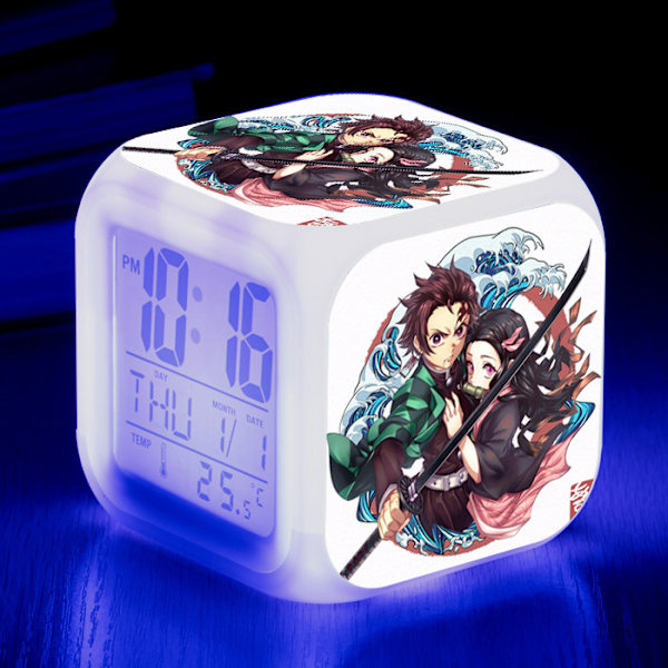 Anime Demon Slayer Färgglad Väckarklocka LED Kvadratisk Klocka Digital Väckarklocka med Tid, Temperatur, Alarm, Datum
