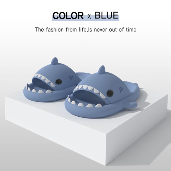 AVEKI Unisex Shark Slides Halkfria Novelty Öppna Tå Sandaler Fashionabla Söta Strandtofflor Inomhus & Utomhus, Blå, Storlek: 44/45