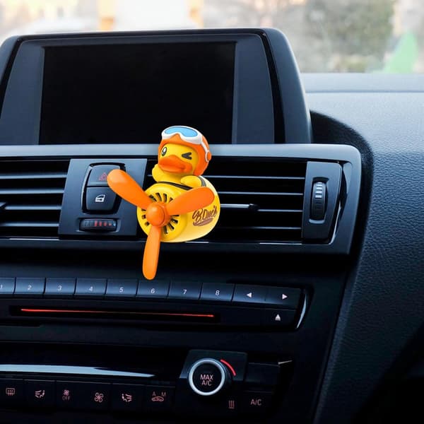 Bil Lufterfrisker, Pilot Bear Bil Diffuser med Roterende Propell Lufterfrisker Aromaterapi Ornamenter Bil Tilbehør (Gul Stil) YellowStyle