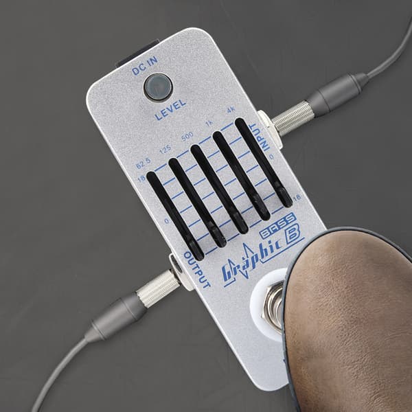 Metallskal Grafisk B Bas EQ Effektpedal ±18dB Justerbar Gitarr Equalizer