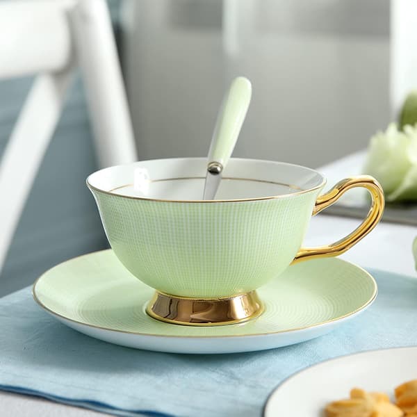 Kaffekop- og underkopssæt - 6,7 Oz Bone China Tekop med underkop og ske - Fancy kop til kontor, sofabord eftermiddagste (grøn)