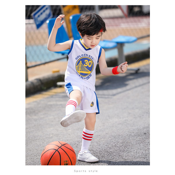 Toddler Barn Baskettröja Set Baby Pojkar Flickor Bokstavsväst + Sportshorts Set Pojkar Sommarkläder Nr 30 vit + Bandanastrumpor Armband 90cm