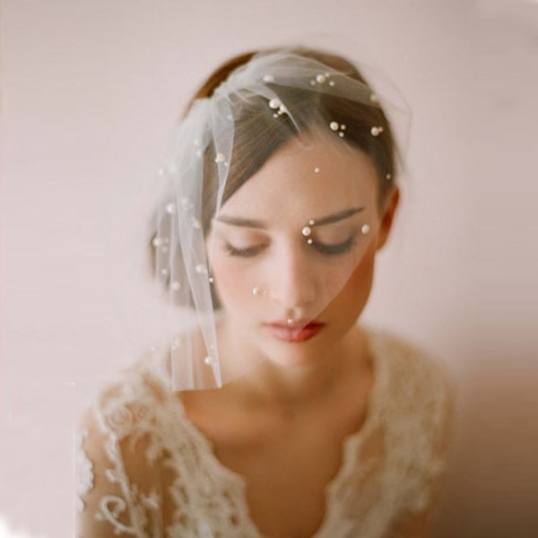 Kort brudslöja med pärlkam 1920- mesh Enkelskiktad fågelbursslöja för bröllop (Ivory 01)