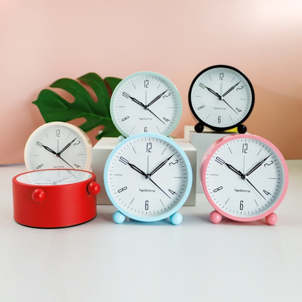 Analog väckarklocka, 4 tum super tyst icke tickande liten klocka med nattljus, batteridriven, enkel design, för sovrum, sängbord, skrivbord-svart