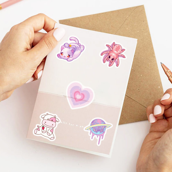 Tecknade söta lila rosa Vsco-klistermärken, set med 50, vattentät och UV-beständig, perfekt för alla dina prylar