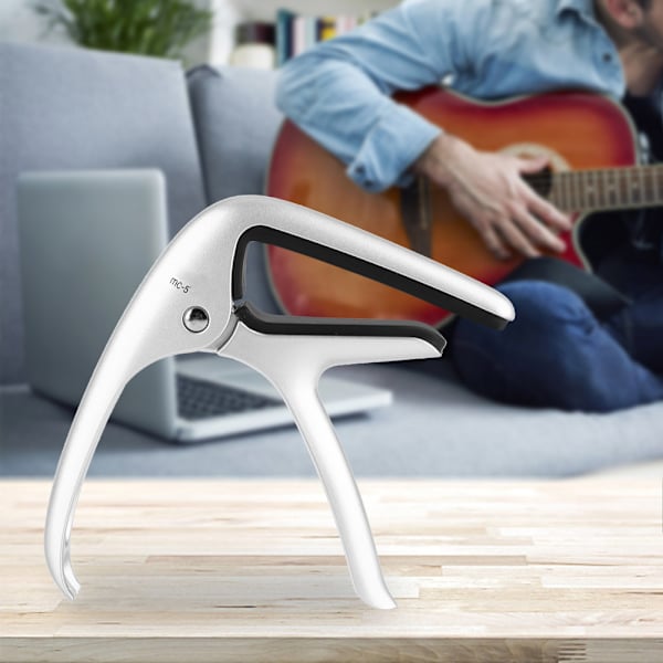 Enhånds bærbar metallgitar capo for folke- og elektriske gitarer tilbehør (MC-5)