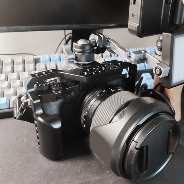 Forlængerbur i aluminiumslegering med flere huller til Fuji XT3 XT2 spejlløst kamera