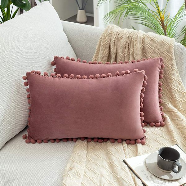 2-pack dekorativa kuddfodral, mjuka partiklar sammet enfärgade kuddfodral med pom-poms för soffa sovrum bil (12 x 20 tum, sylt)