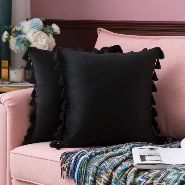 Pakke med 2 fløyelsmyke, ensfargede, dekorative putetrekk med duskfrynser, bohemsk pynteputetrekk for sofa, seng (18 x 18 tommer, svart)
