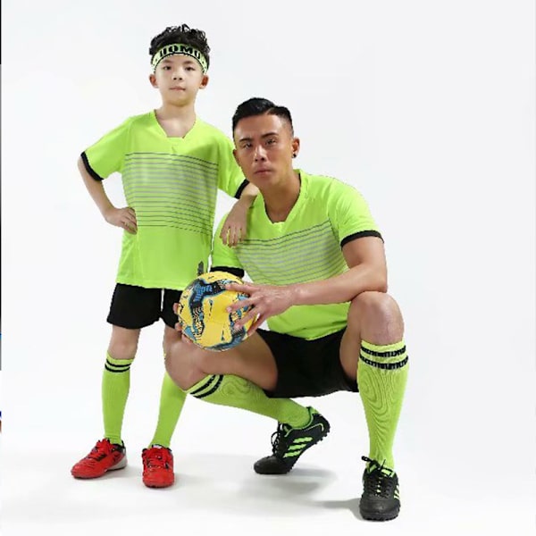 Premium Boys Fotballklær Sports Team Treningsklær | Genser og Shorts | Gutter og Jenter Ungdom. Grønn—XS