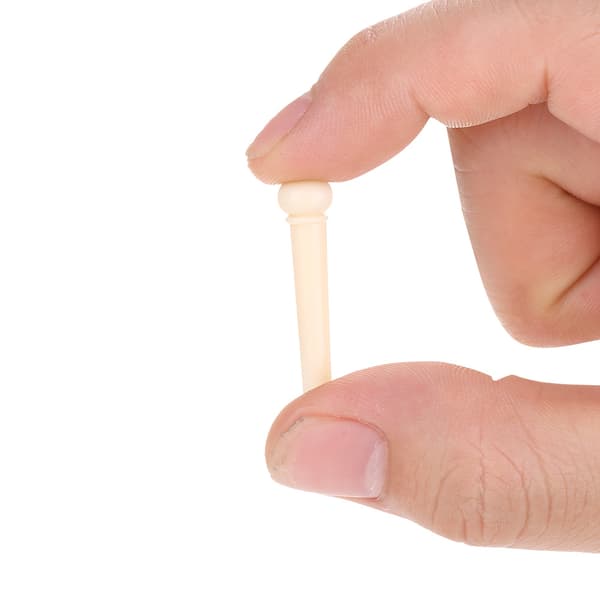 60 st/set Folk Gitarr Delar Sträng Stall Plast Spikar Stift Reparationstillbehör (Vit)
