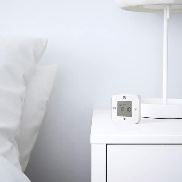 Klokke/Termometer/Alarm/Timer, 4 funksjoner skrivebordsklokke (hvit)