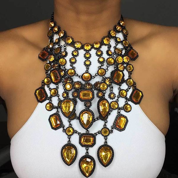 Halskje Retro Multi Layer Court Style Neckchain Alloy Gem Set Body Chain Kvinners Smykker Smykker Beste Gave Til Kvinner