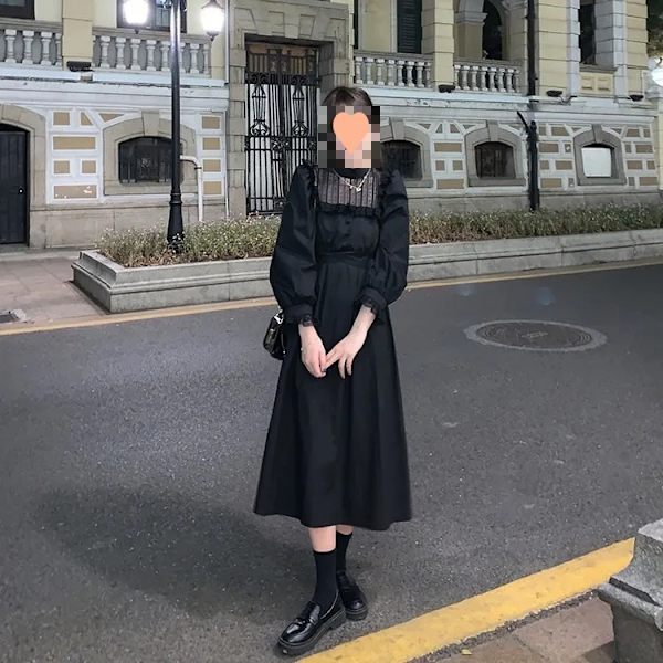 Kvinners langærmet ensfarget firkantet hals rynket høy midje kjole blonder-up casual elegant midi kjoler(Svart M)