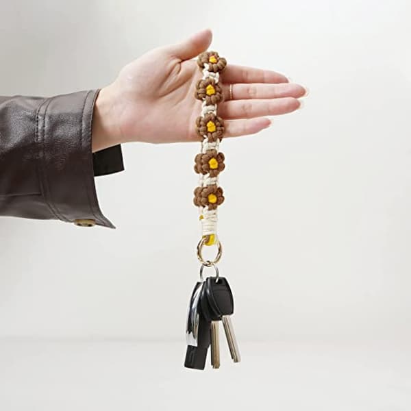 Boho nøglering Håndlavet nøglering Wristlet nøglering Håndledsrem til nøgler Sød tusindfryd nøglering til kvinder