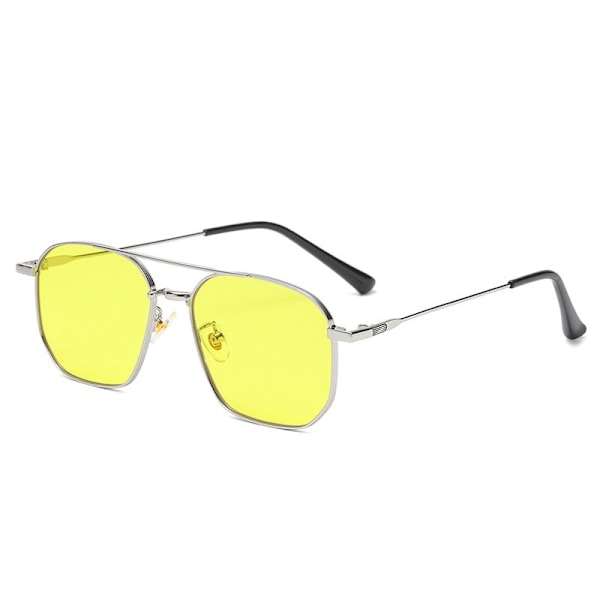 Aviator-tyyppiset aurinkolasit, suuret metallikehykset, UV400-suoja