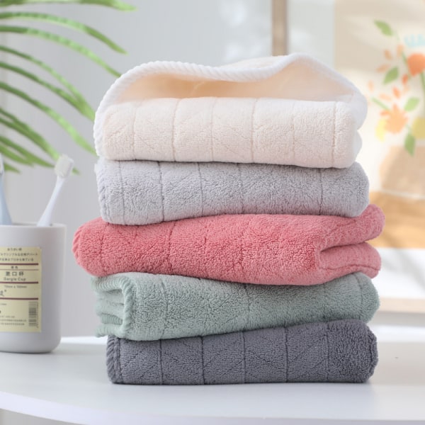 Ultramjuk handduksset - Snabbtorkande 4 tvättlappar i mikrofiberkorallfleece, mycket absorberande handduk för bad, fitness, badrum, grön