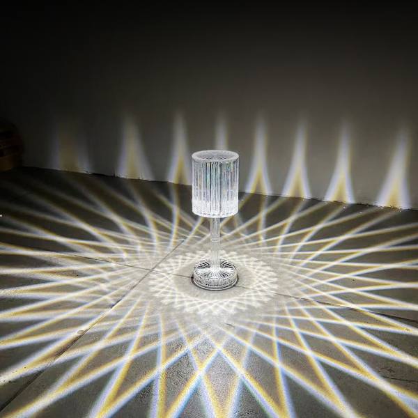 Gatsby Crystal Bordslampe Akryl Klar Dekorasjon Krystall Nattlys
