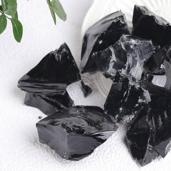 Hypnotiske ædelstene Materialer: Bulk rå sorte obsidian sten rå naturlige krystaller til cabbing, skæring, lapidary, tumbling, polering, wire wrapping