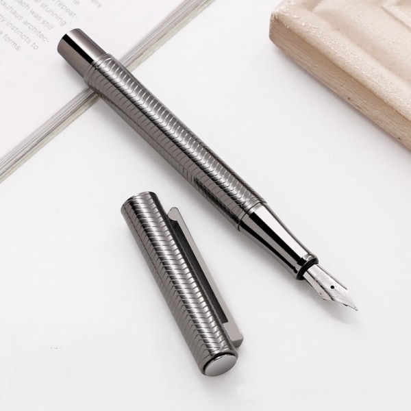Stylo Forêt Noire Pointe Extra Fine Design Classique