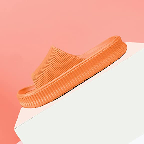 Pudeslippers til kvinder og mænd, Cloud Slippers, skridsikre, hurtigtørrende badeværelses- og brusebadsslippers, åbne tå, bløde, tykke slippers (orange)