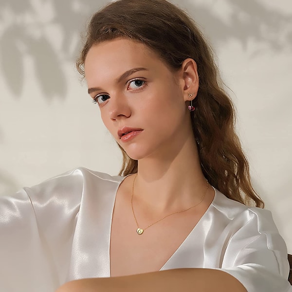 Litet hjärta initial halsband för kvinnor flickor, 14K guldpläterat handgjort hjärta hänge bokstav halsband, initial hjärta choker halsband för tonårsflickor