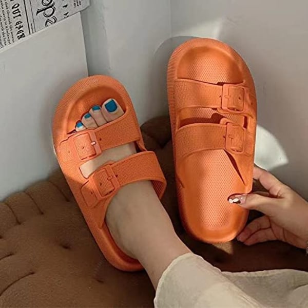 Unisex komfort mjuka rutschkanor, justerbara EVA platta sandaler med dubbelt spänne, lätta tofflor som sätts på huset (Sweet Orange)